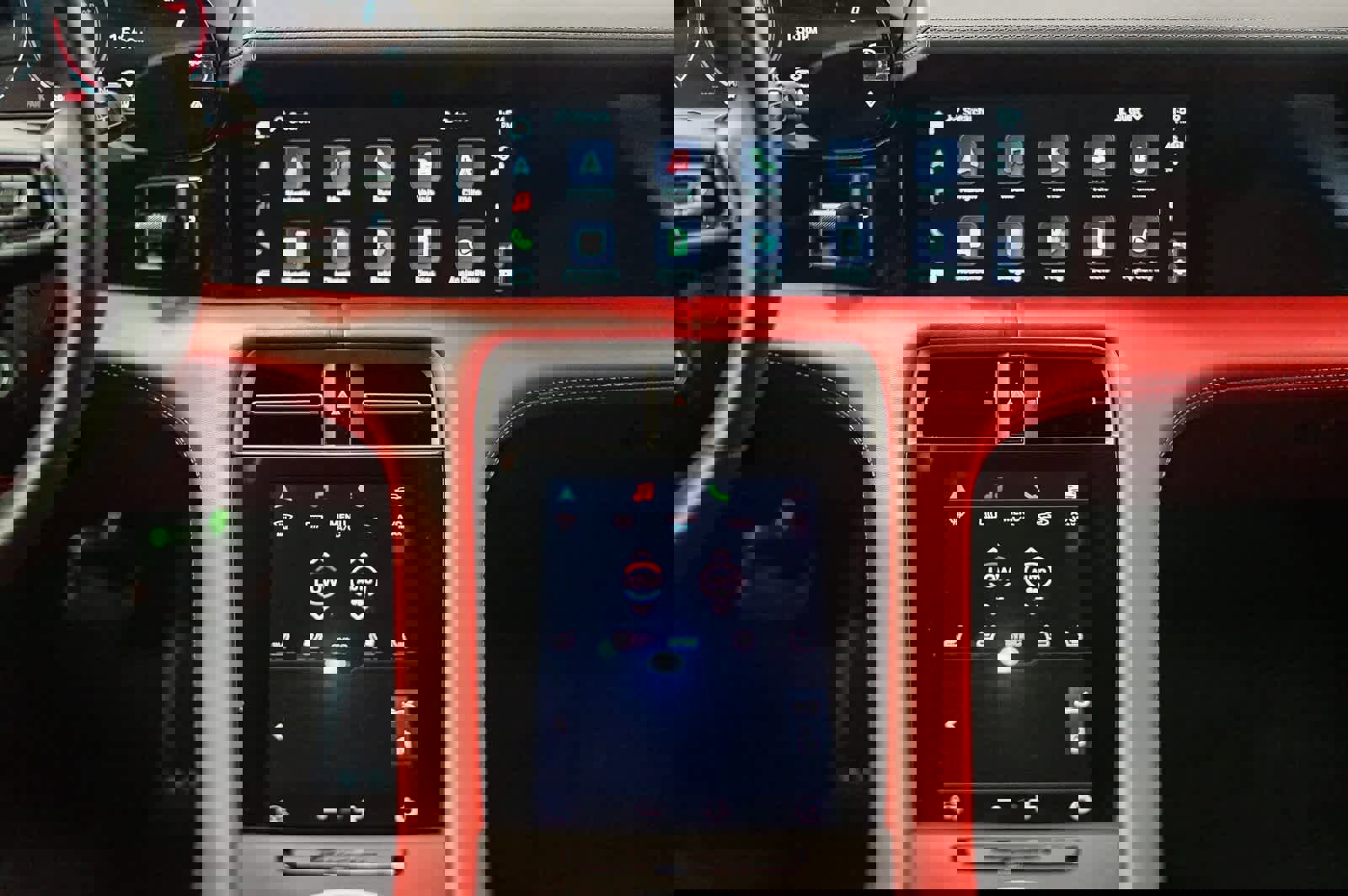 Used 2025 Porsche Taycan 4S image 15