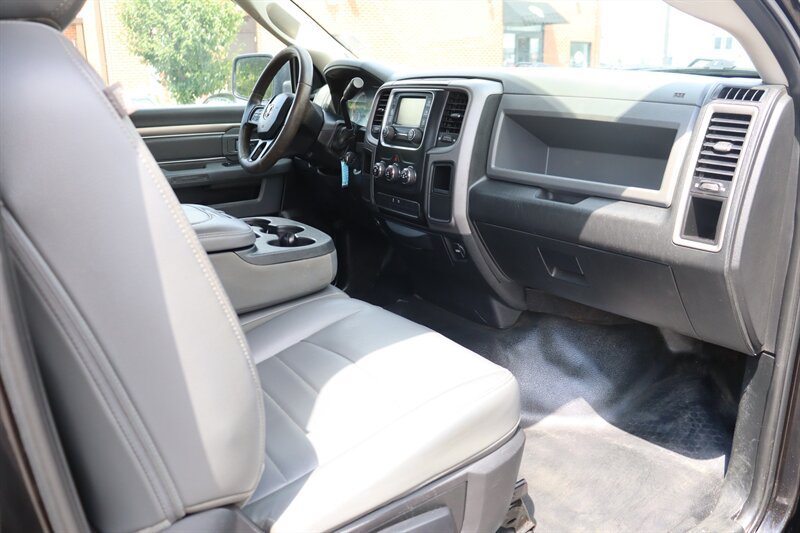 Used 2017 RAM 2500 Tradesman w/ Power & Remote Entry Group RWD image 18