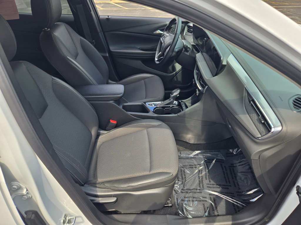Certified 2025 Buick Encore GX Preferred FWD image 7
