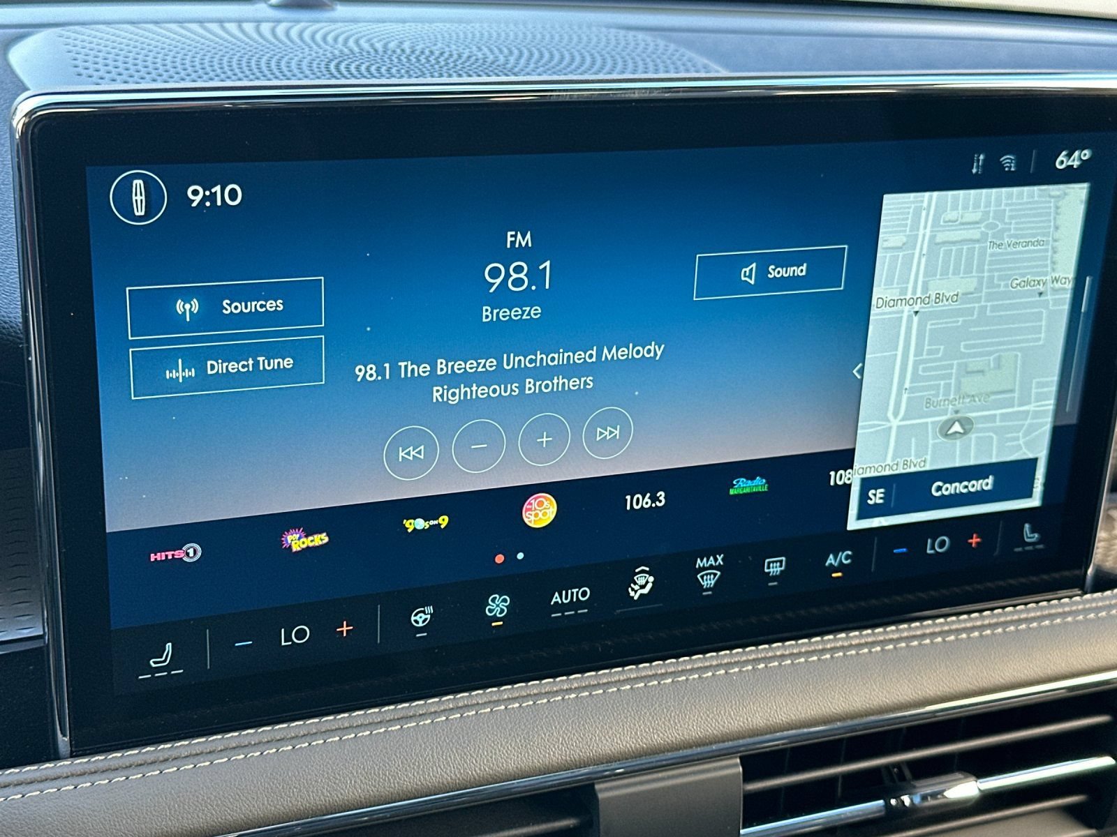 New 2026 Lincoln Corsair Grand Touring AWD/4WD image 17