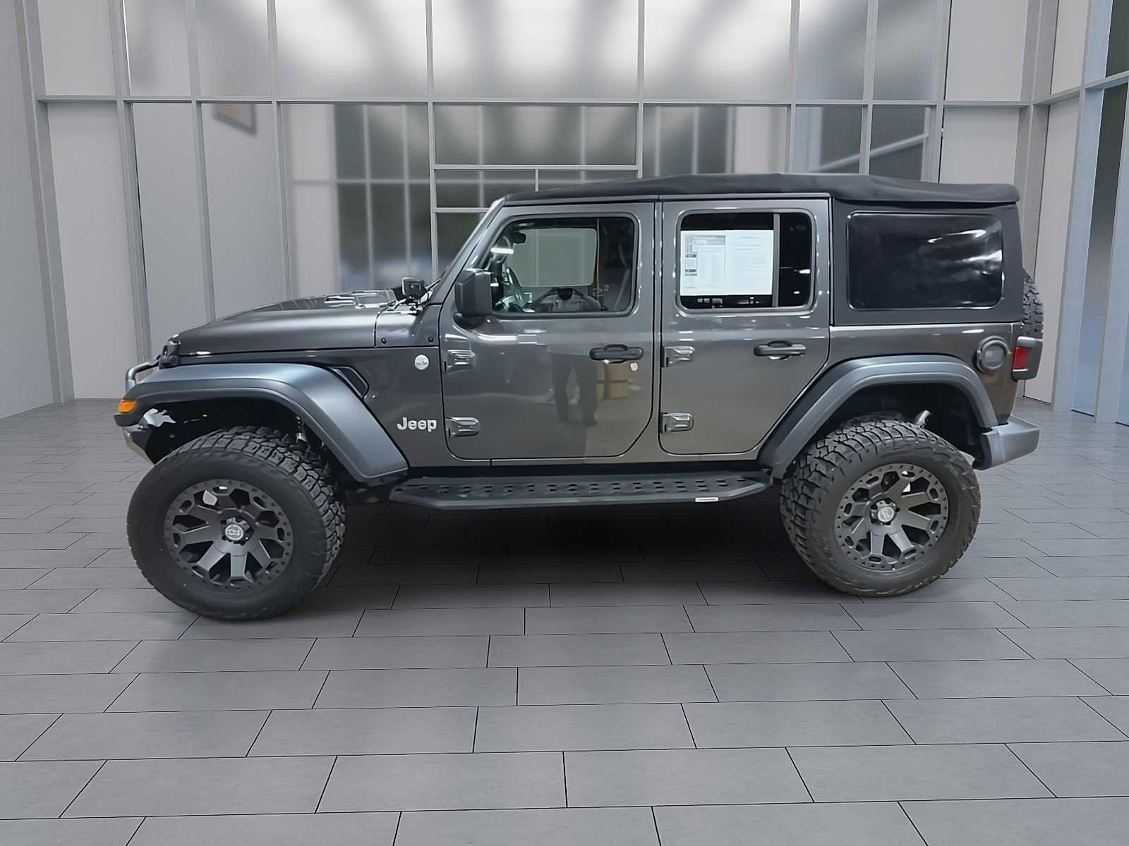 Used 2018 Jeep Wrangler Unlimited Sport S AWD/4WD image 5