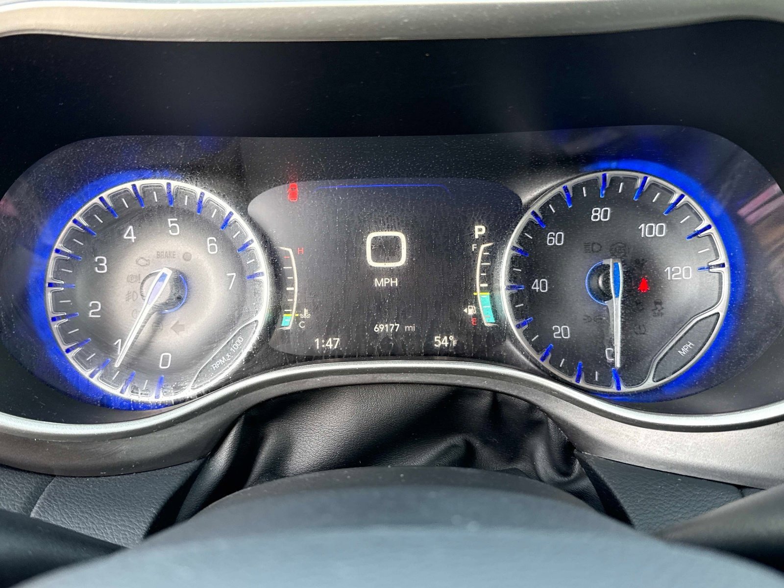 Used 2023 Chrysler Pacifica Touring-L FWD image 28