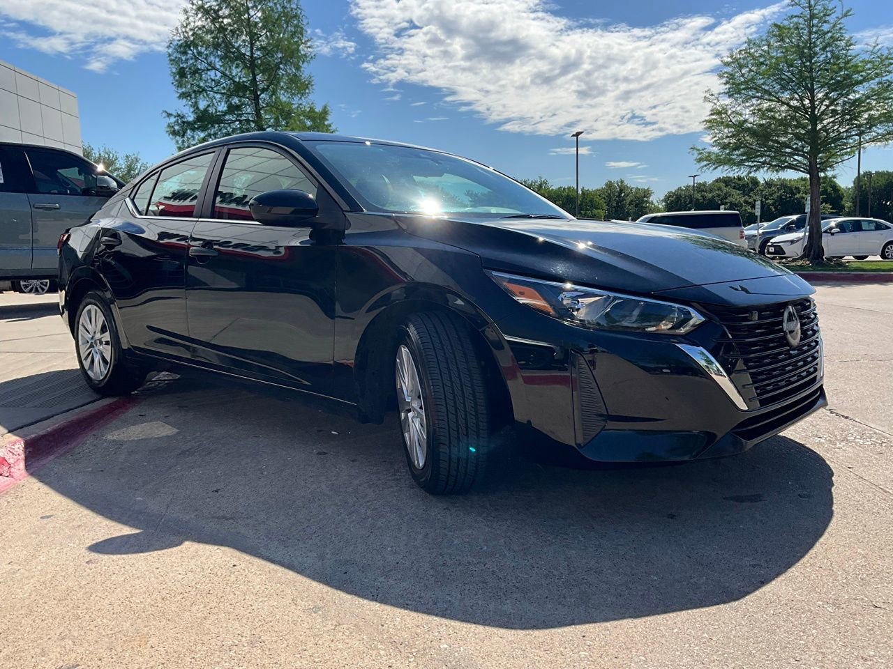 Used 2025 Nissan Sentra S image 4