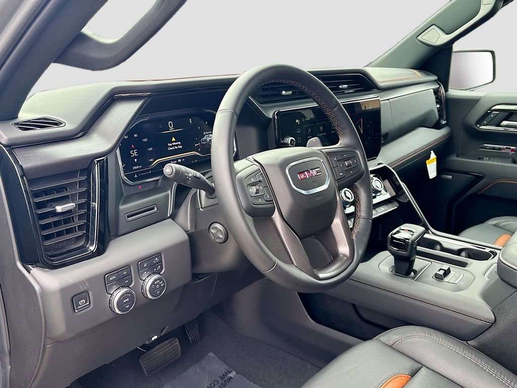 Used 2025 GMC Sierra 1500 AT4 image 9