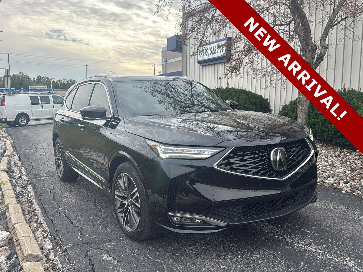 Used 2025 Acura MDX w/ Advance Package