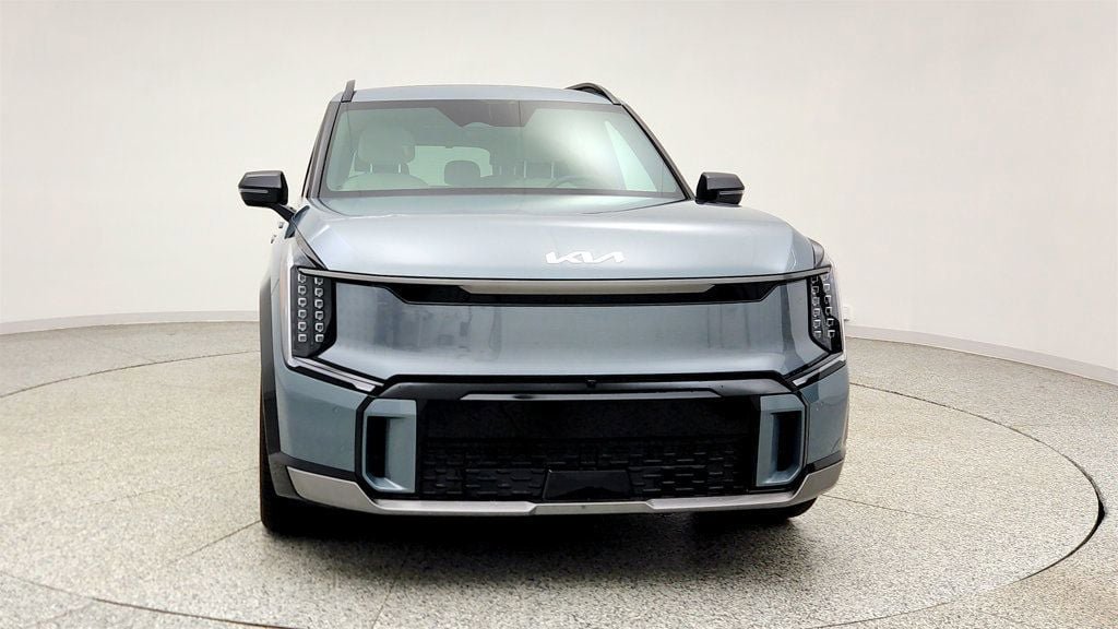 Used 2024 Kia EV9 GT-Line AWD/4WD image 2