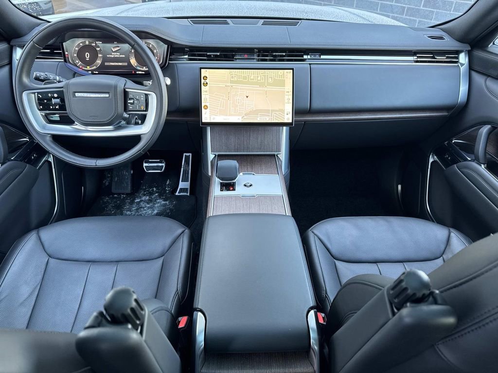 Used 2024 Land Rover Range Rover SE AWD/4WD image 14