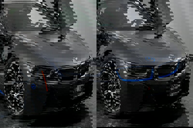 Used 2015 BMW i8 image 2