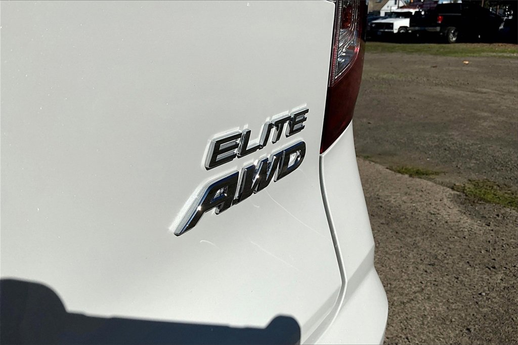 Used 2021 Honda Pilot Elite image 10