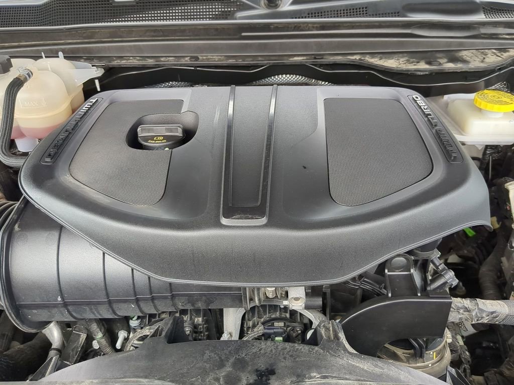 Used 2025 RAM 1500 Laramie image 10