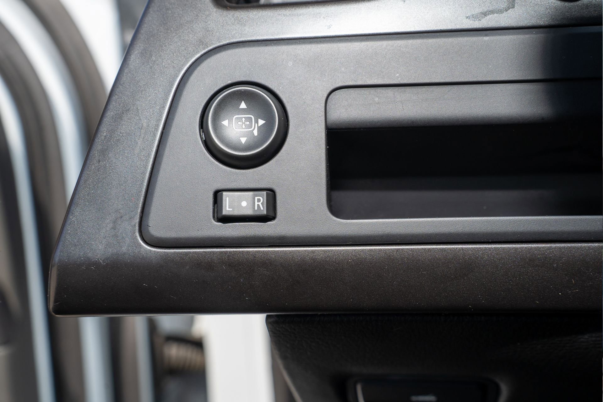 Used 2019 Chevrolet Corvette Stingray Coupe w/ 1LT image 22