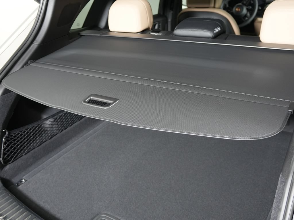 Certified 2026 Porsche Cayenne AWD/4WD image 14