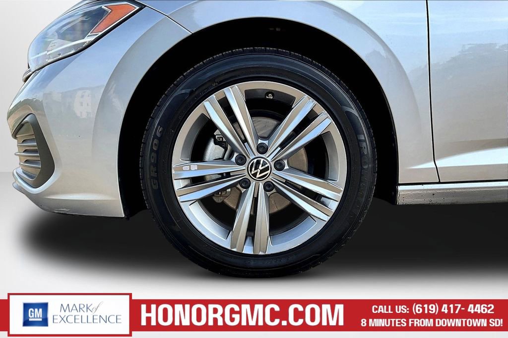 Used 2024 Volkswagen Jetta SE image 31