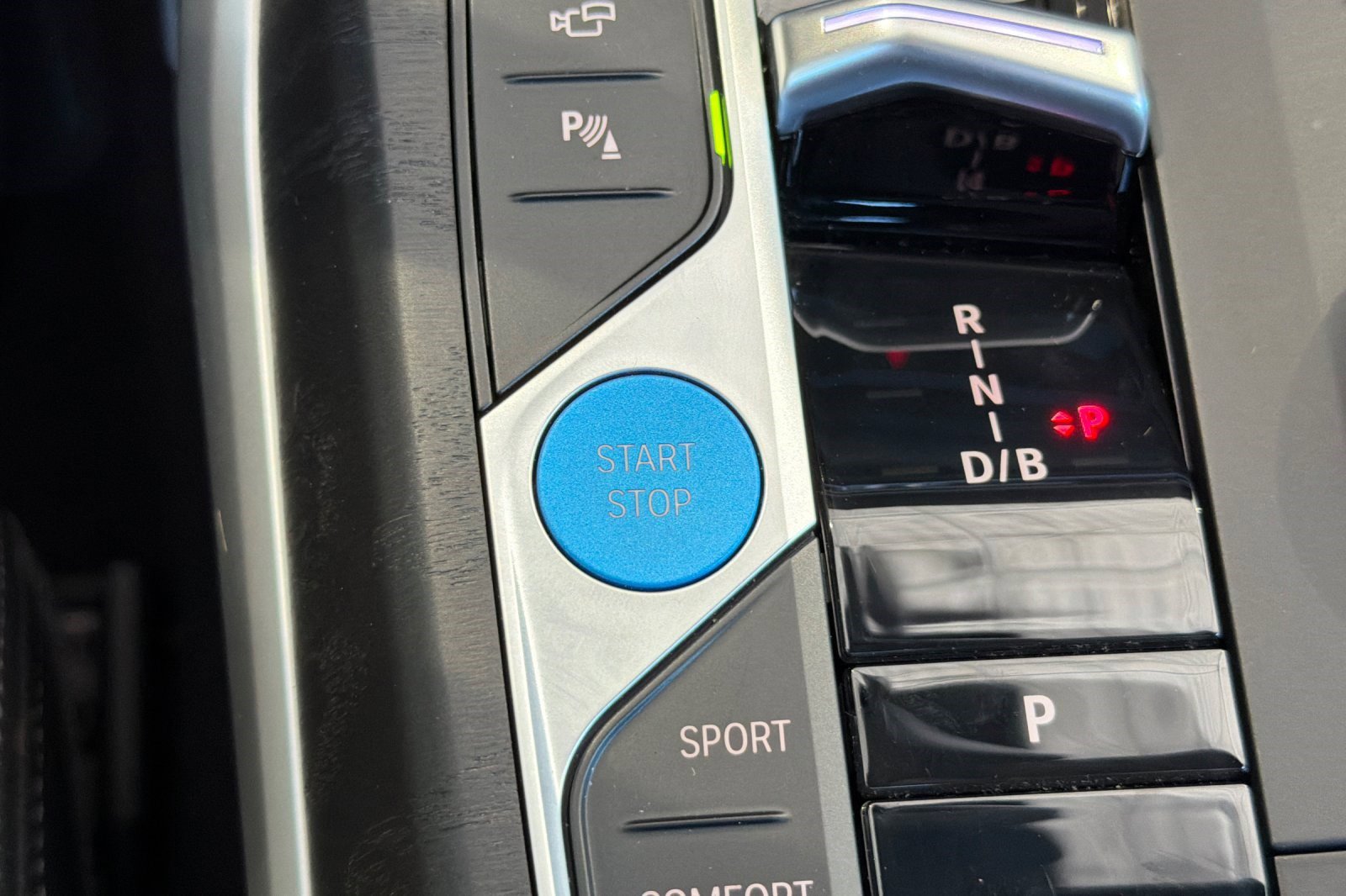 Certified 2023 BMW i4 eDrive35 RWD image 28