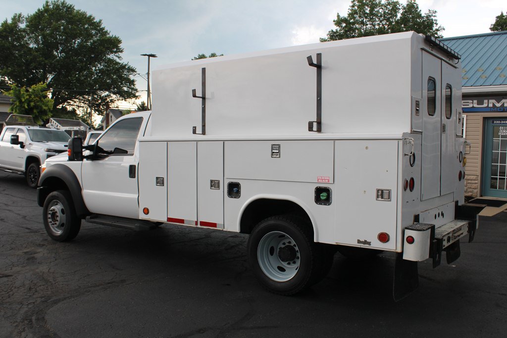 Used 2014 Ford F550 4x4 Regular Cab Super Duty image 3