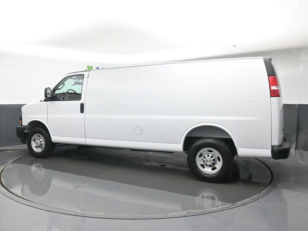 New 2026 Chevrolet Express 2500 Extended w/ Driver Convenience Package RWD image 20
