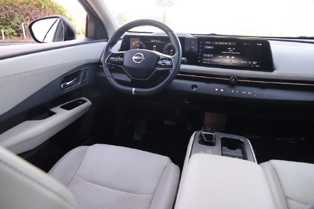 Certified 2023 Nissan Ariya FWD image 21