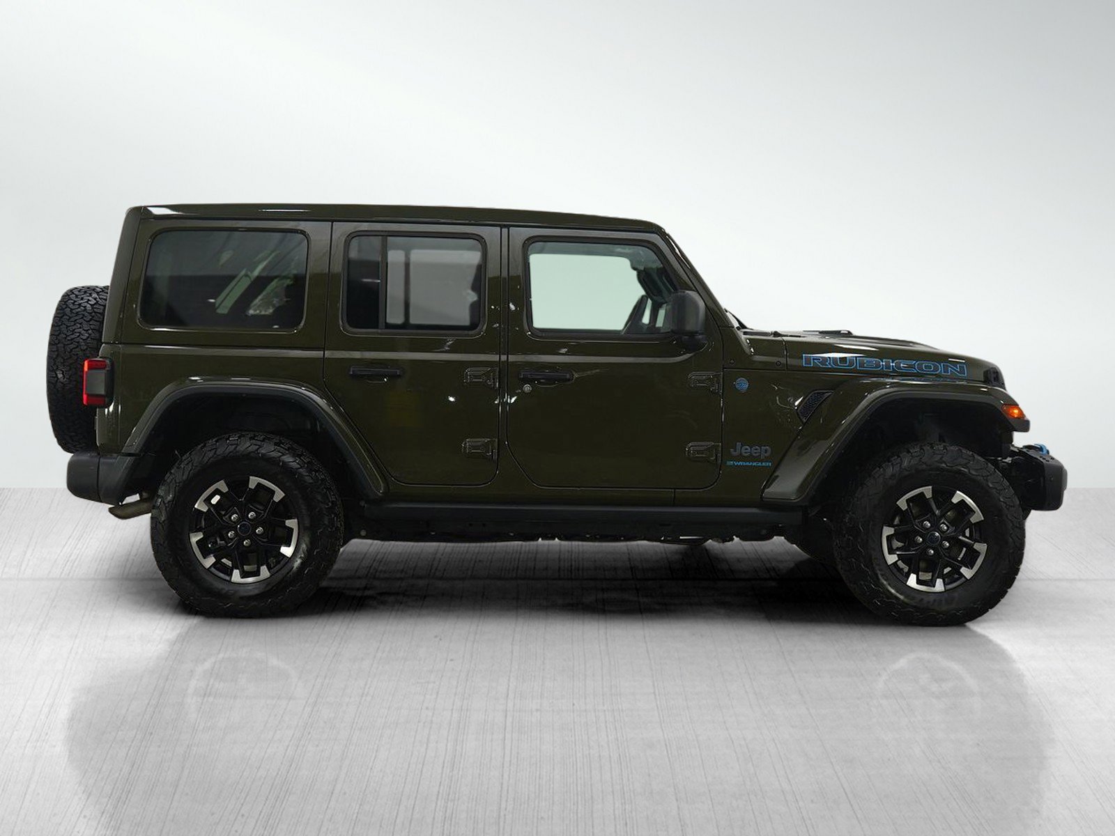 Used 2024 Jeep Wrangler Unlimited Rubicon 4xe image 7