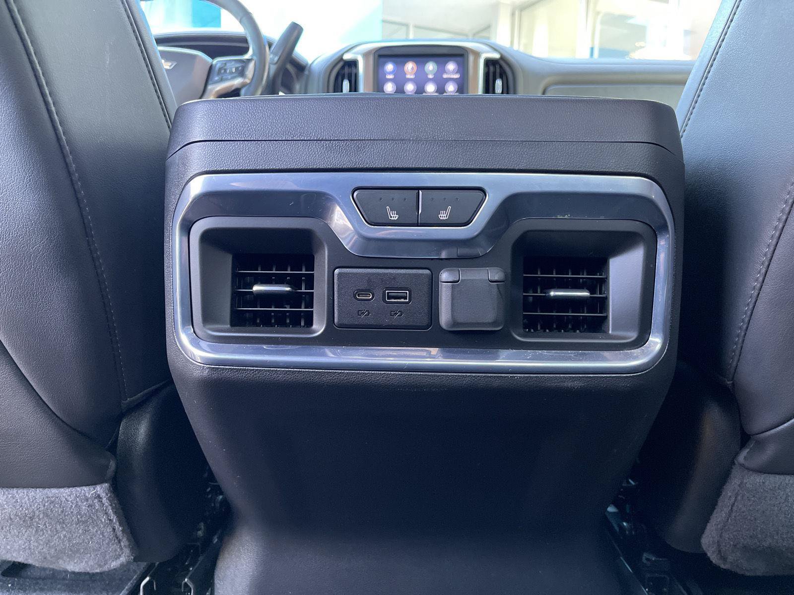Used 2020 Chevrolet Silverado 1500 High Country w/ Technology Package AWD/4WD image 44