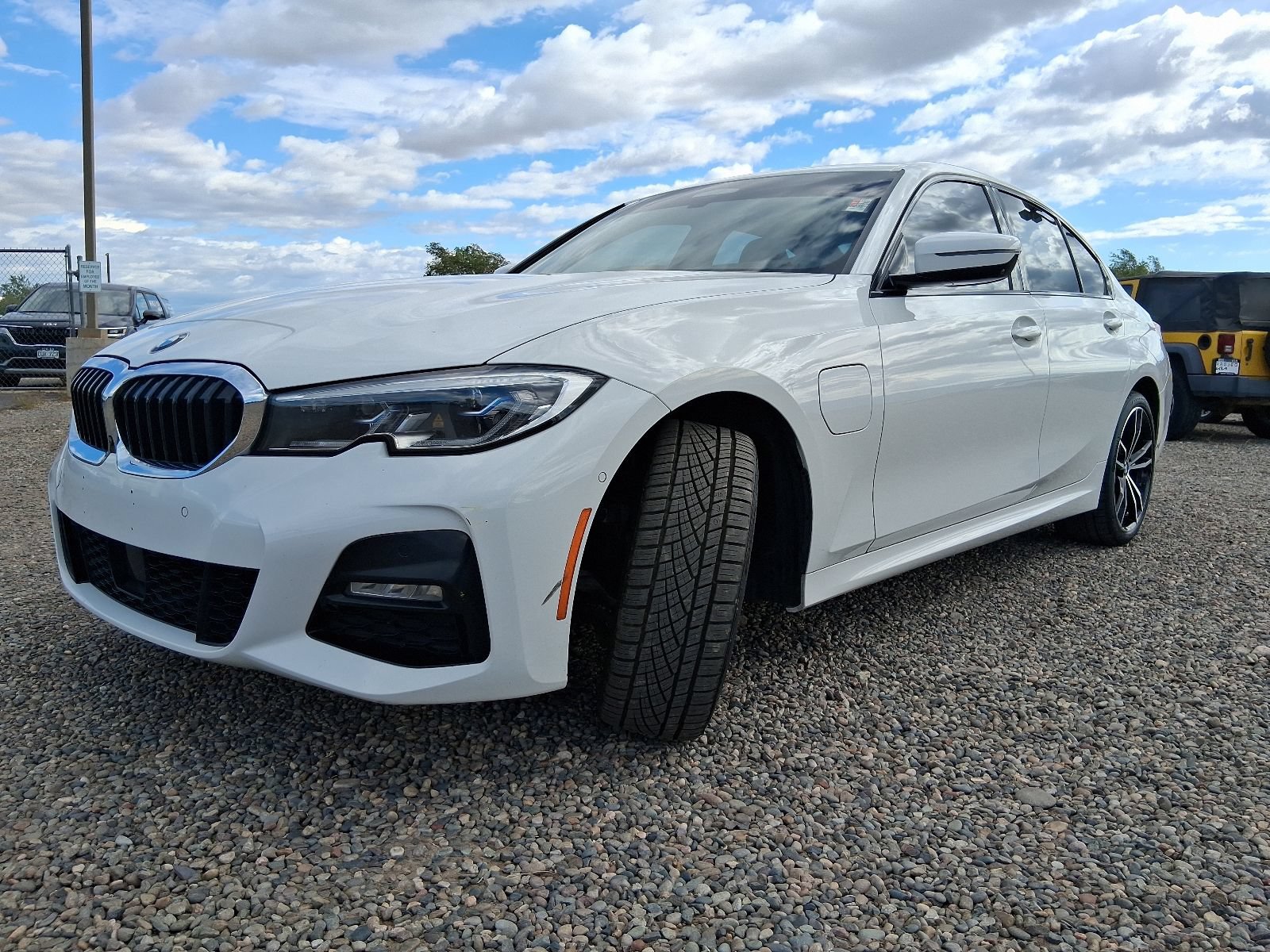 Used 2021 BMW 330e RWD image 1