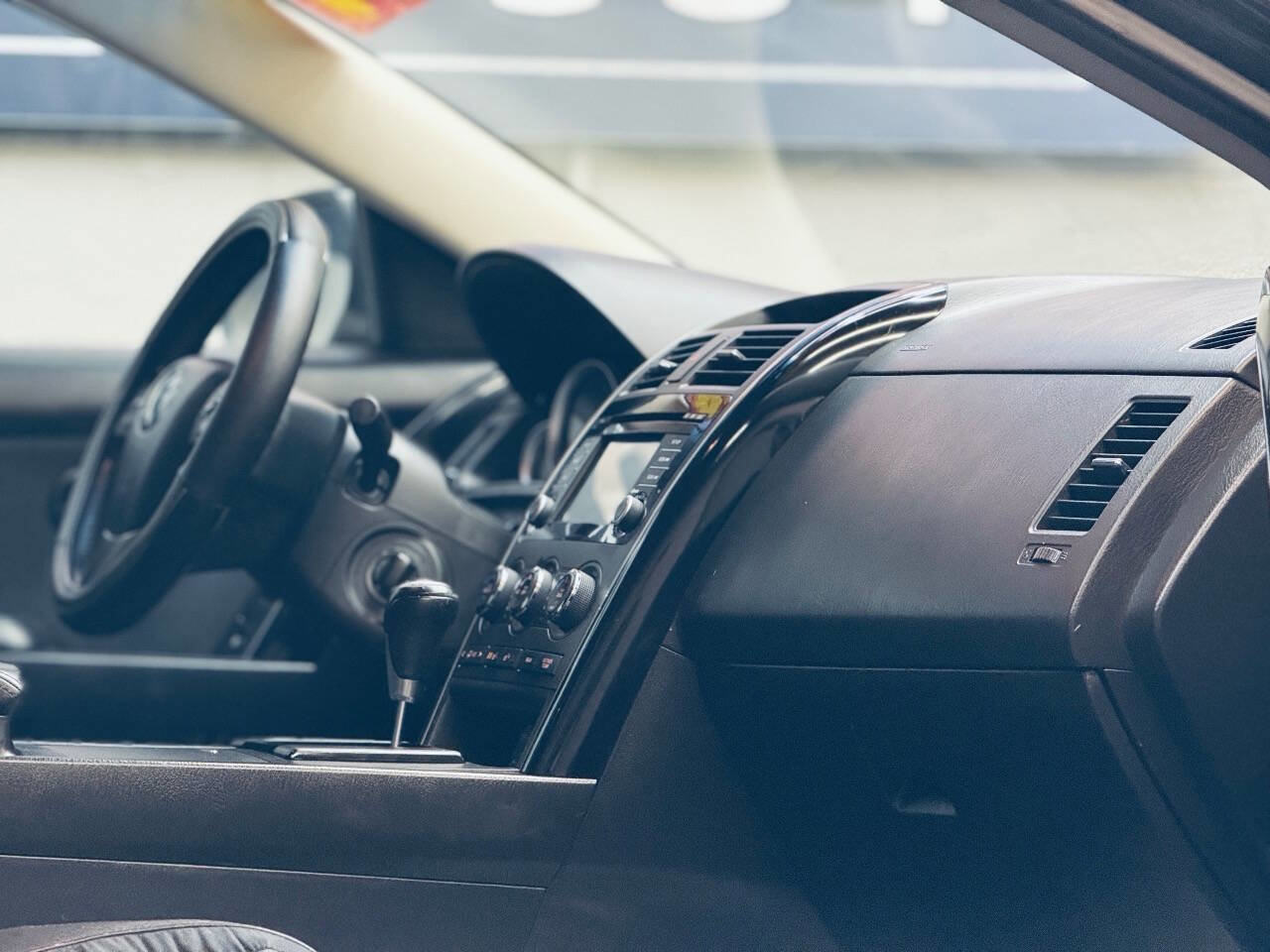 Used 2014 MAZDA CX-9 Touring w/ Touring Technology Package image 2