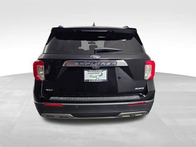 Used 2021 Ford Explorer XLT w/ Equipment Group 202A image 6