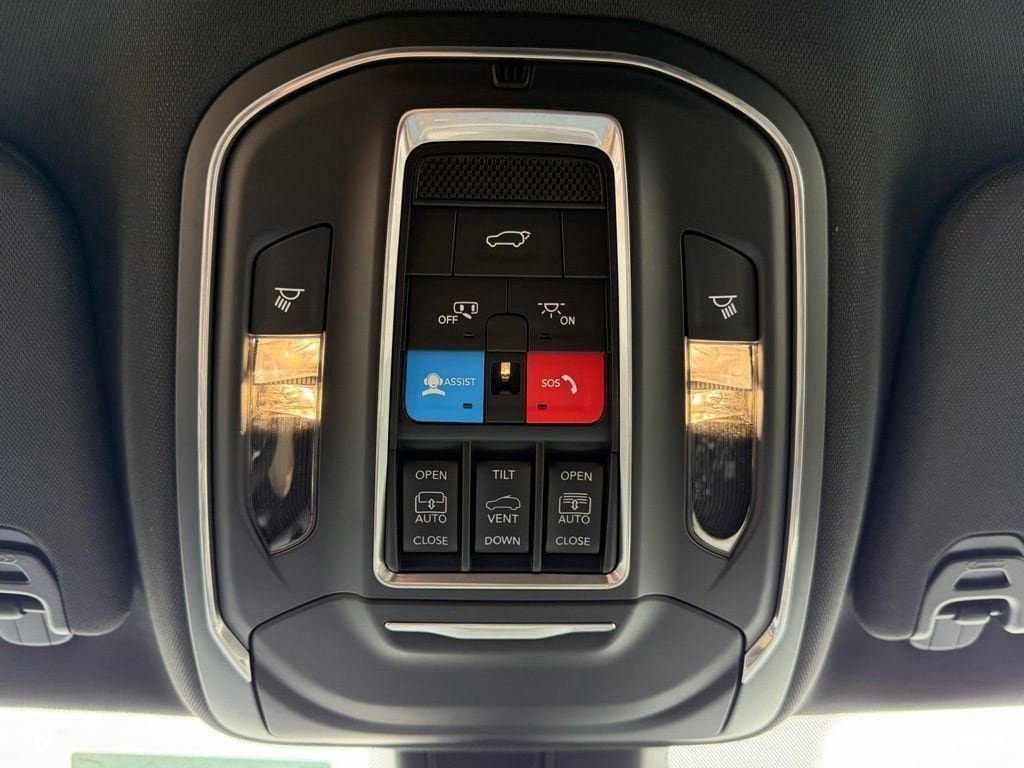 New 2026 Jeep Grand Wagoneer 4WD w/ Premium Group I image 28