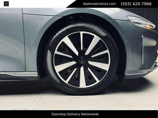 Used 2025 Lucid Air Pure RWD image 45