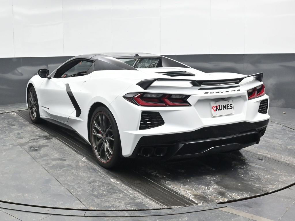 Used 2023 Chevrolet Corvette Stingray Premium Conv w/ Z51 Performance Package image 8