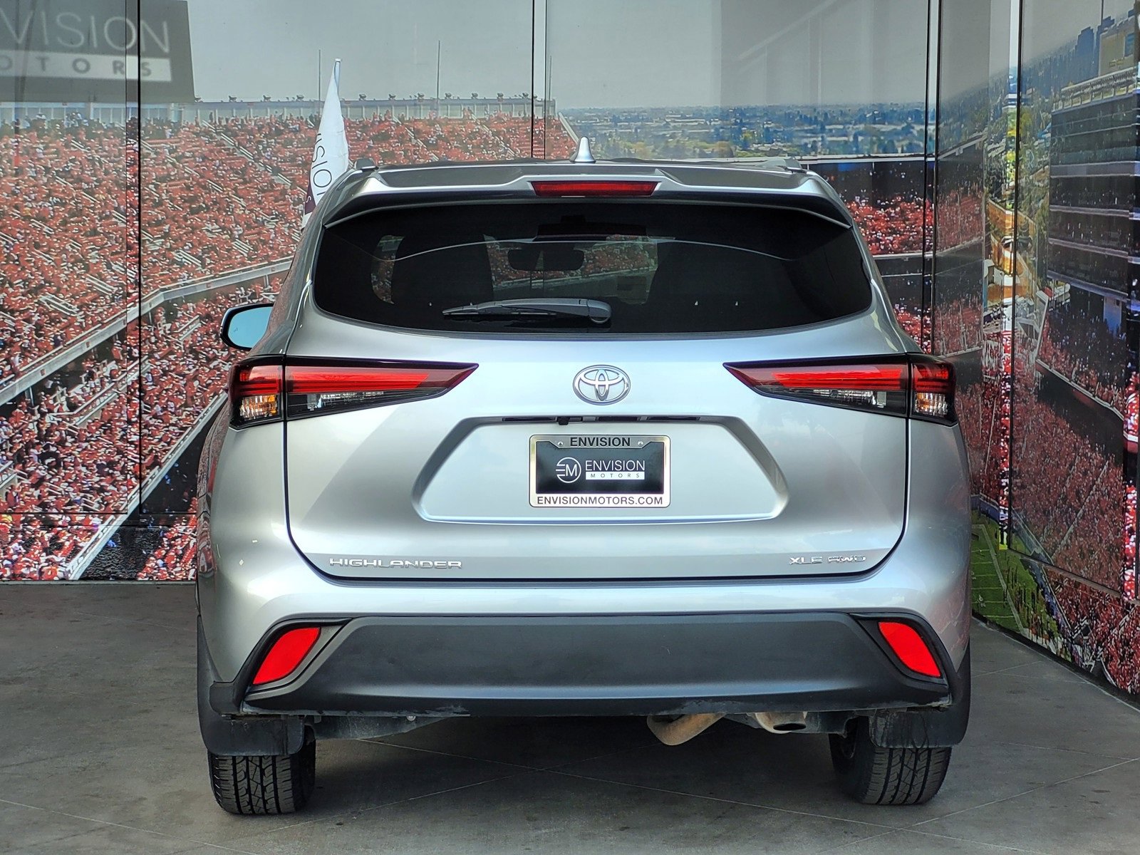 Certified 2024 Toyota Highlander XLE image 7