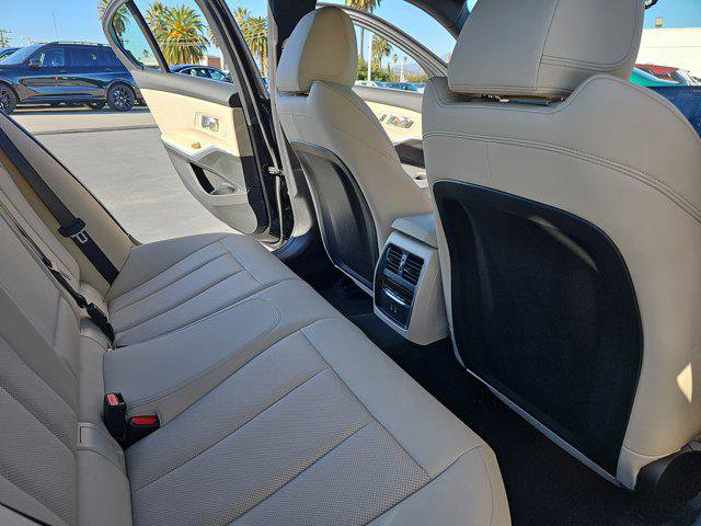 Used 2024 BMW 330i Sedan w/ Convenience Package image 11