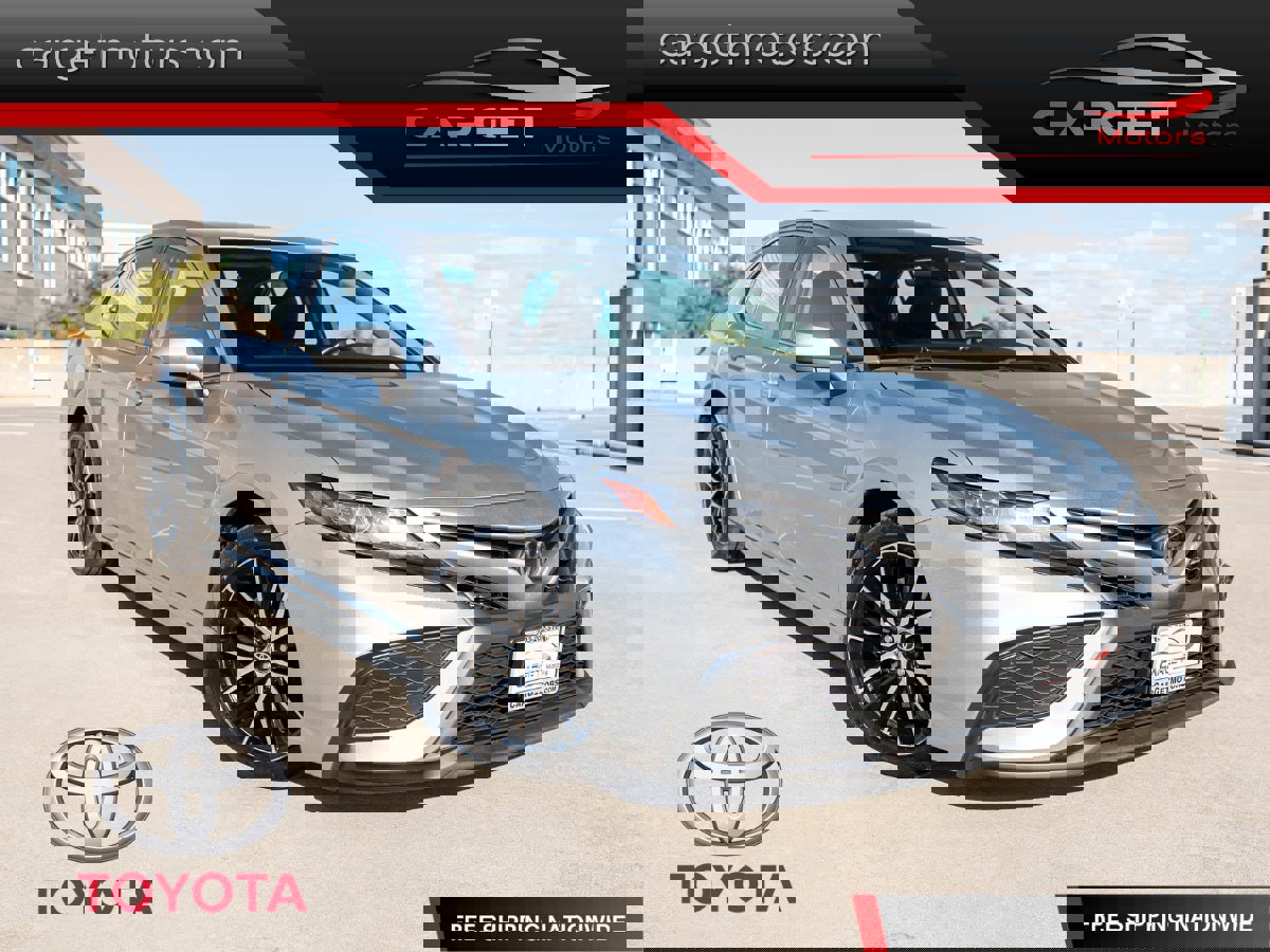 Used 2021 Toyota Camry SE