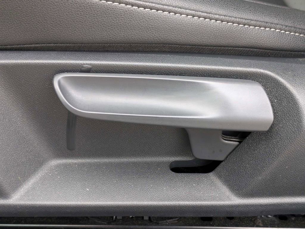 Used 2019 Volkswagen Jetta SE FWD image 24