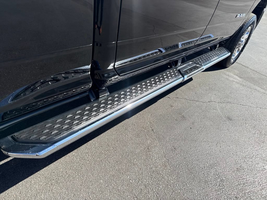 Certified 2025 RAM 2500 Big Horn AWD/4WD image 12