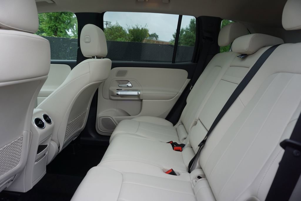 Certified 2025 Mercedes-Benz GLB 250 image 13