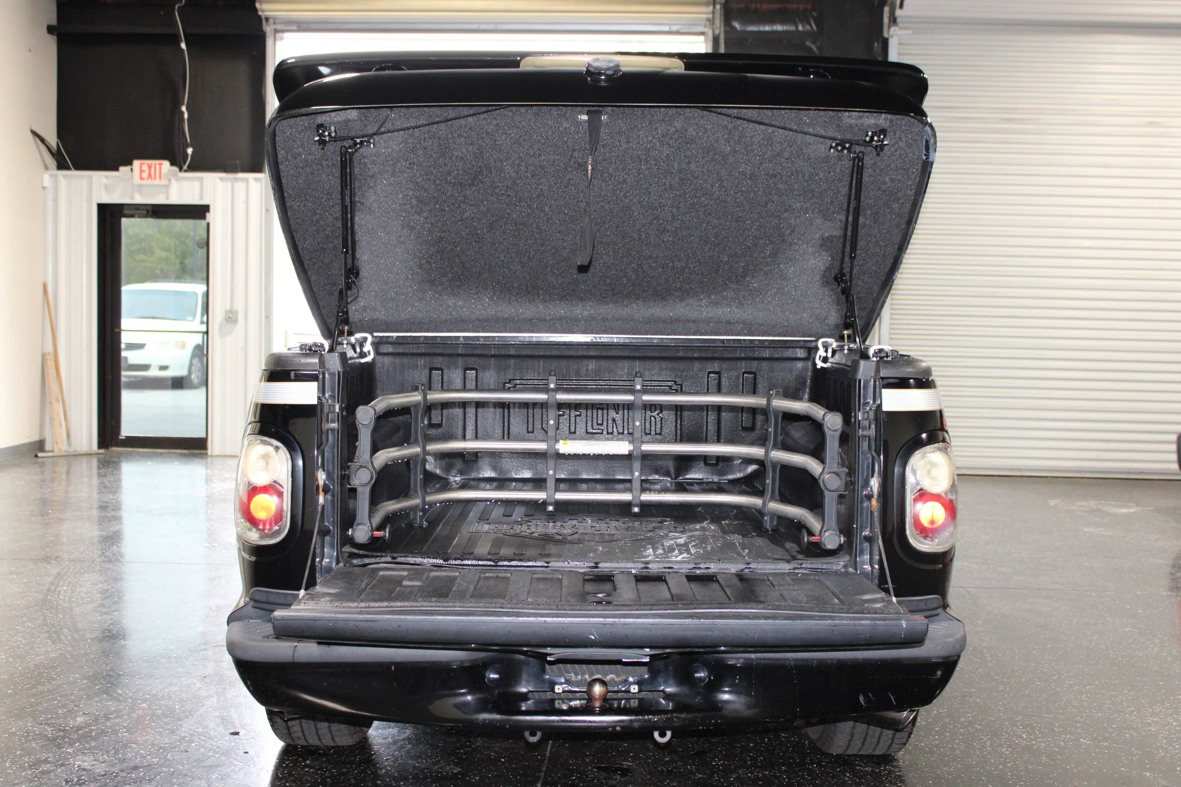 Used 2003 Ford F150 Harley-Davidson RWD image 35