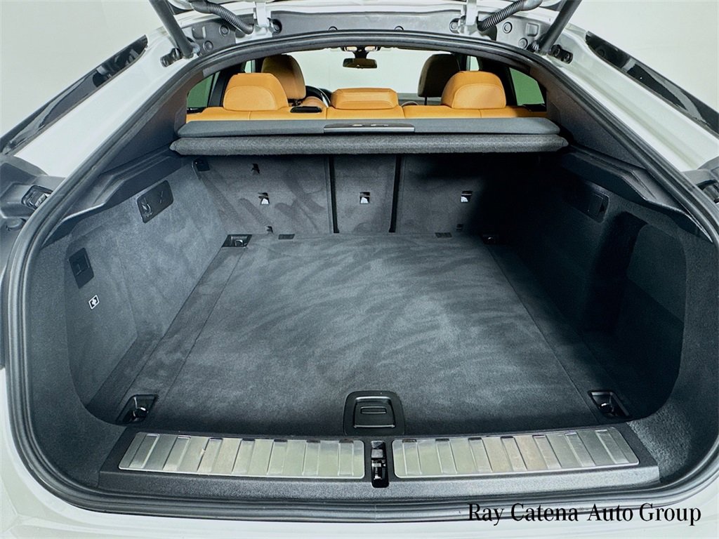 Used 2023 BMW X6 xDrive40i w/ M Sport Package image 28