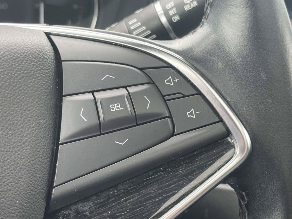 Used 2023 Cadillac XT5 Premium Luxury FWD image 34