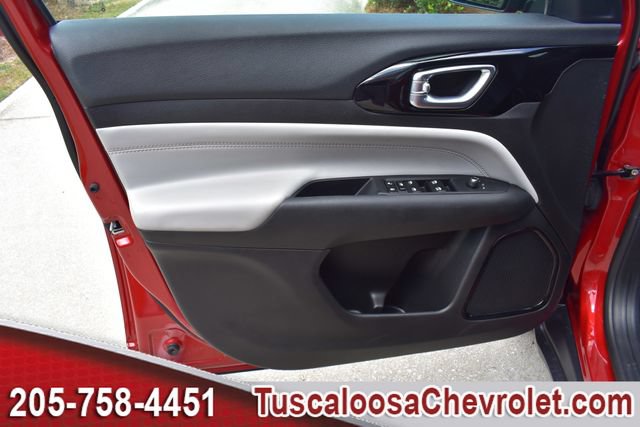 Used 2025 Jeep Compass Limited AWD/4WD image 18