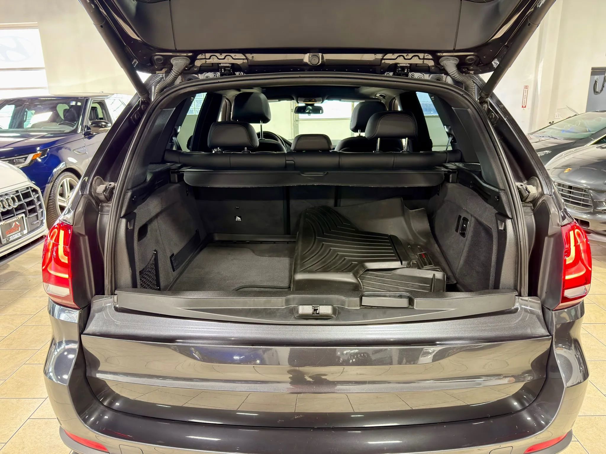 Used 2018 BMW X5 xDrive40e image 32