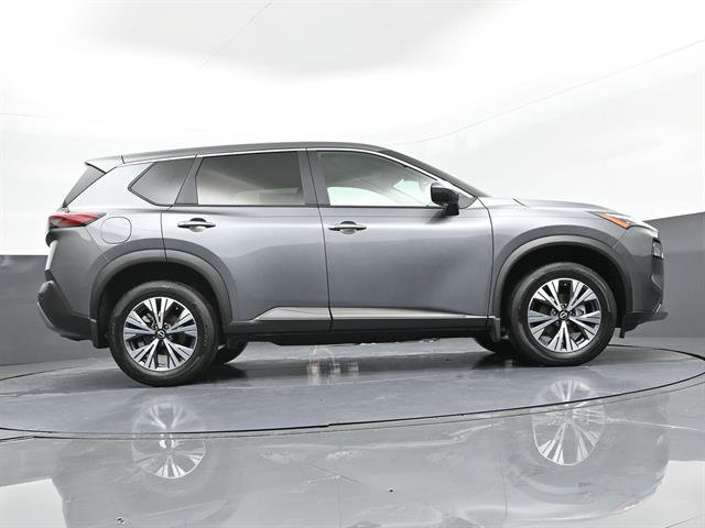 Used 2023 Nissan Rogue SV image 35