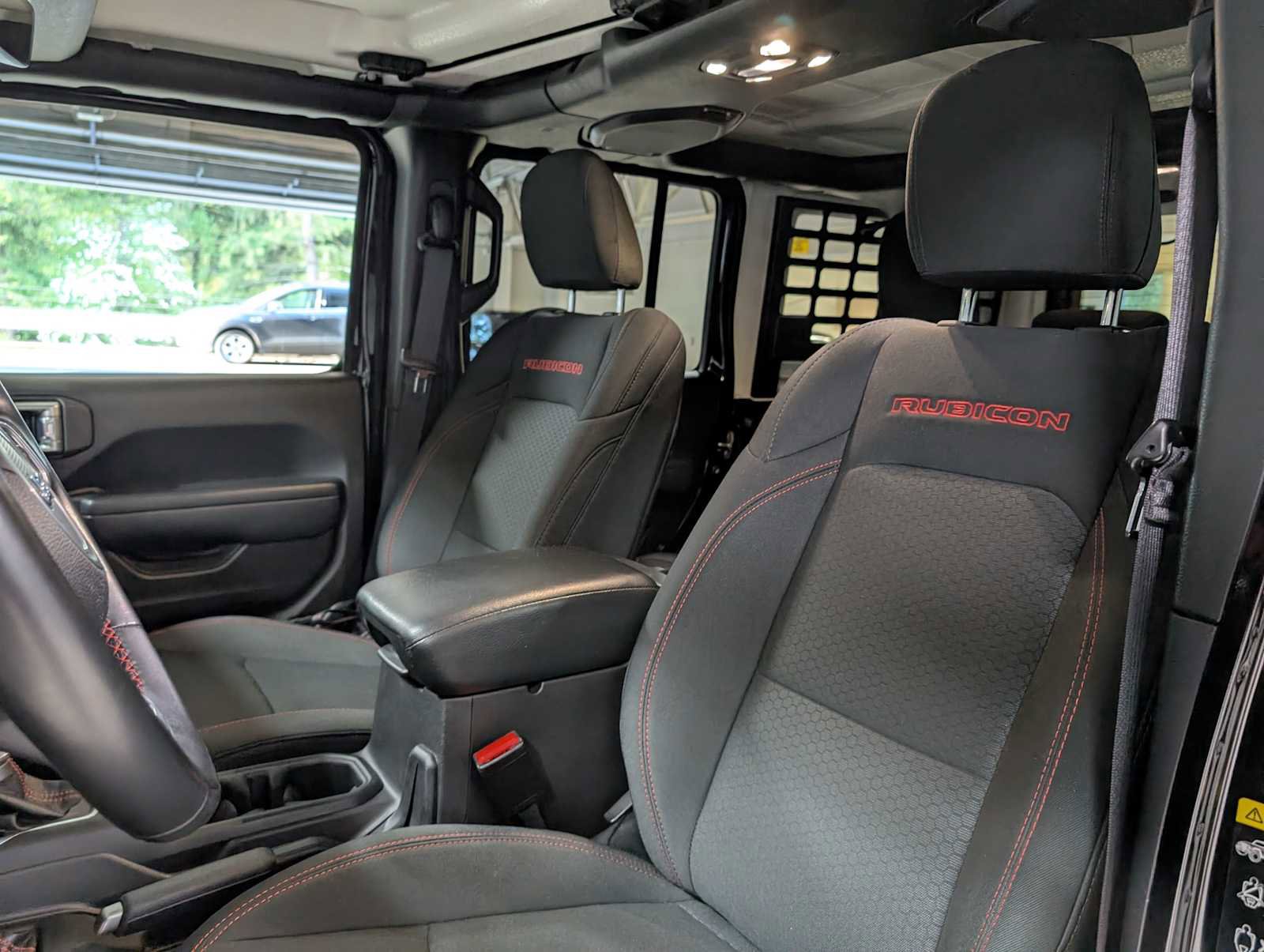 Used 2022 Jeep Wrangler Unlimited Rubicon AWD/4WD image 23