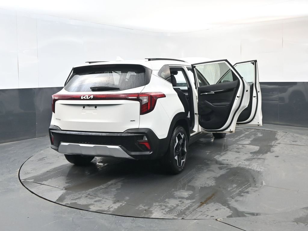 Used 2024 Kia Seltos EX image 33