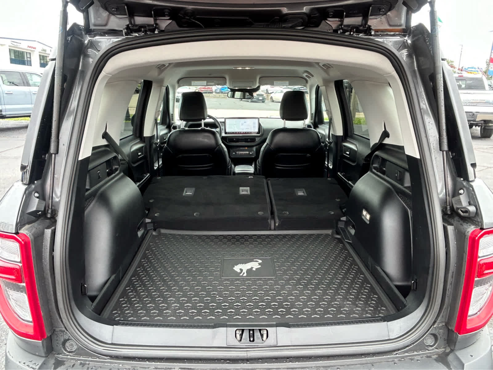 Used 2025 Ford Bronco Sport Outer Banks w/ Outer Banks Tech Package+ AWD/4WD image 9