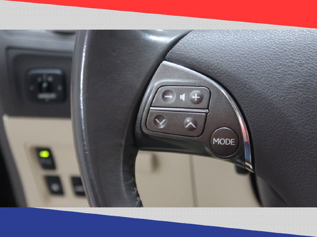 Used 2011 Lexus ES 350 image 16