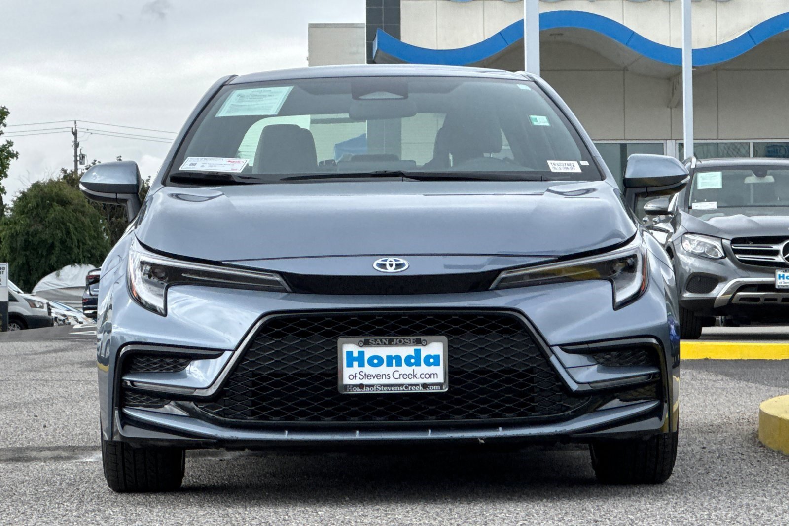 Used 2024 Toyota Corolla SE w/ Convenience Package image 5