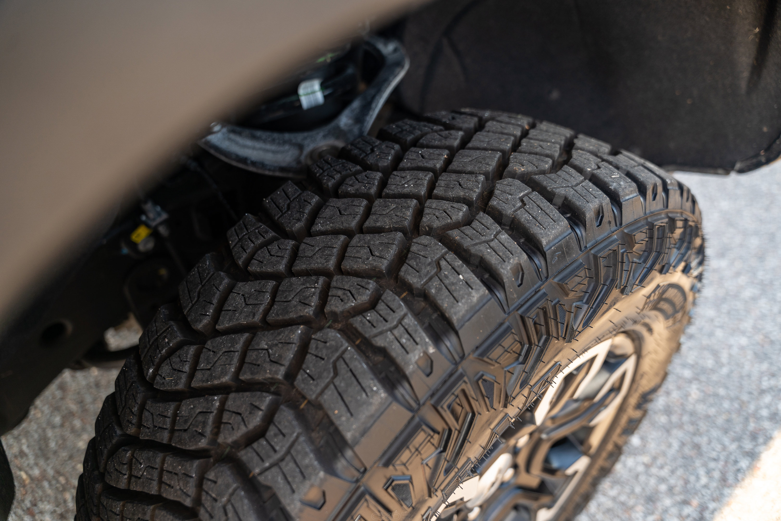 Used 2025 Chevrolet Silverado 1500 ZR2 image 39