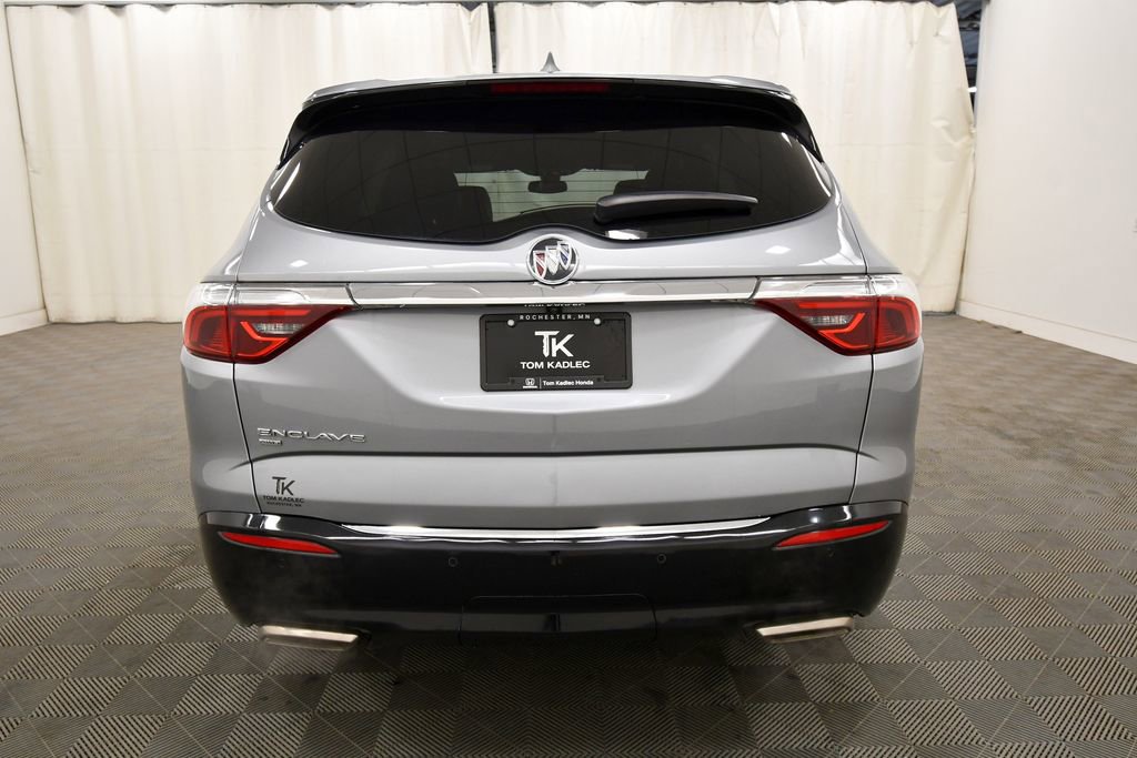 Used 2023 Buick Enclave Essence w/ LPO, Touring Package image 6