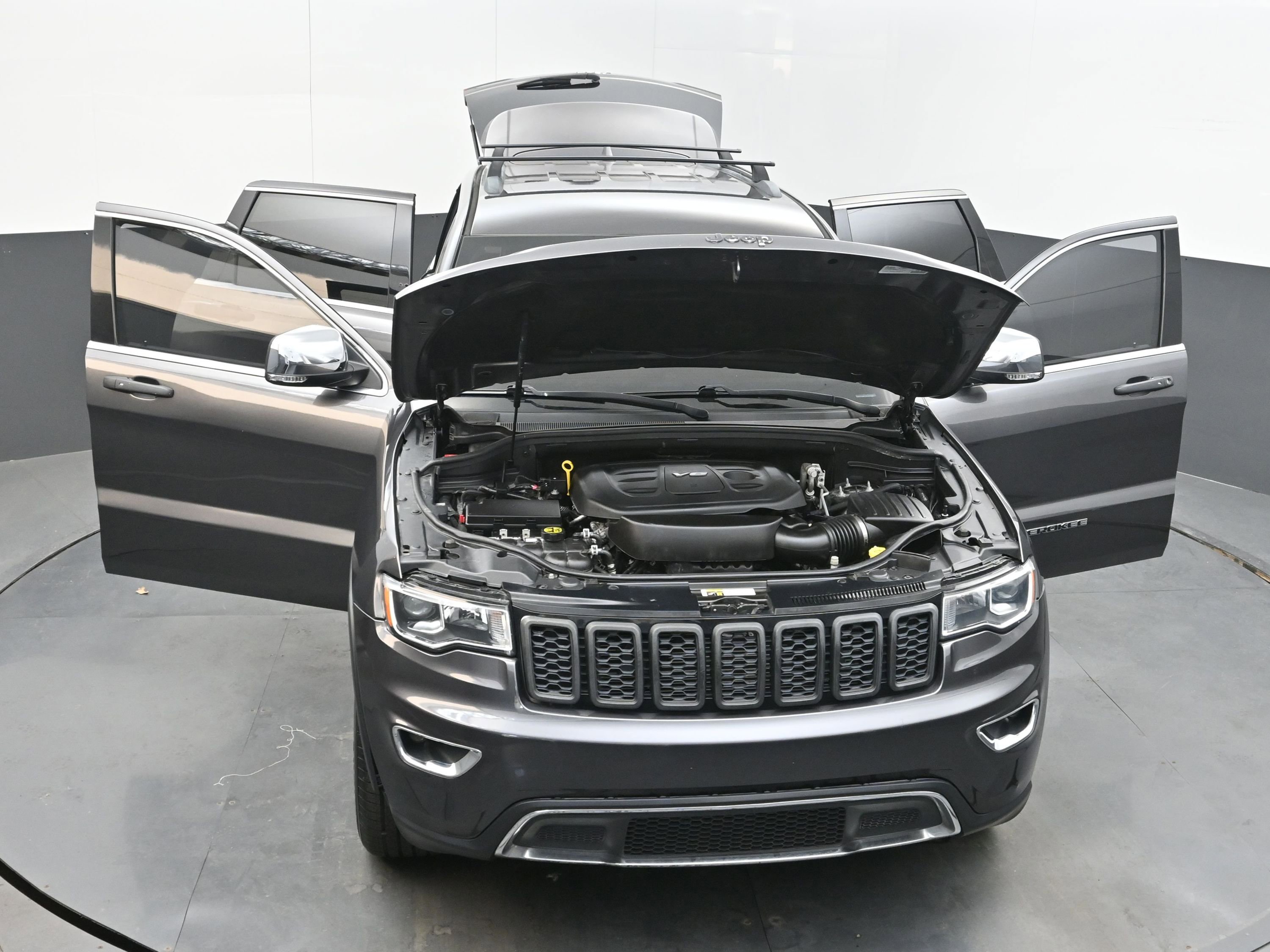 Used 2018 Jeep Grand Cherokee Limited image 35