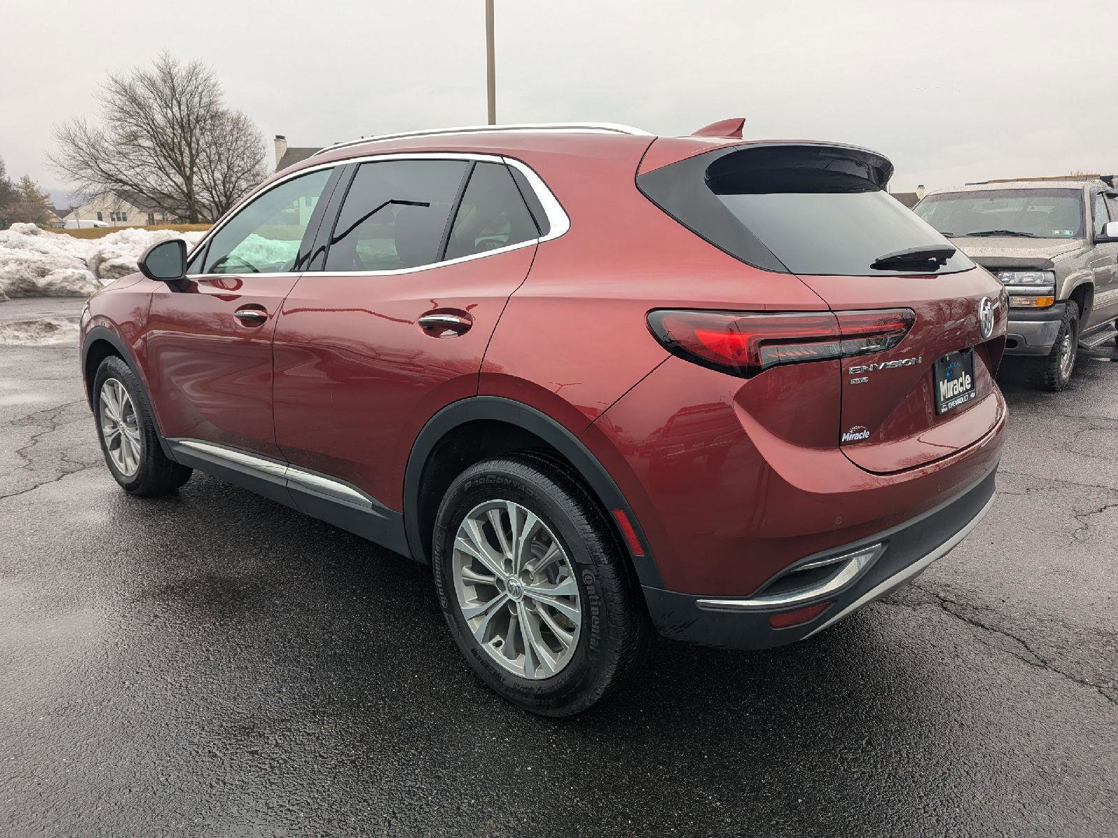 Used 2023 Buick Envision Preferred image 6